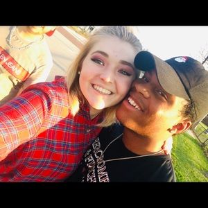 Meet your Posher, Denae